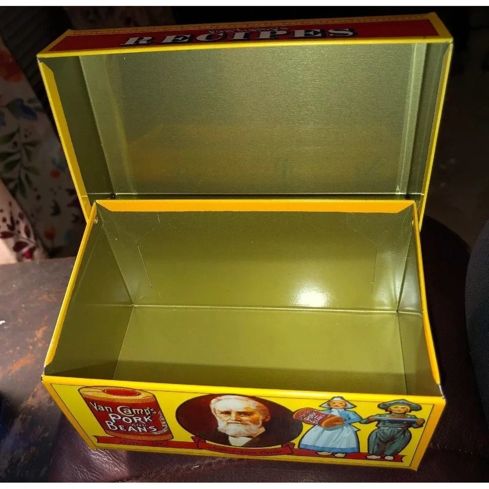 Vintage 1986 Van Camps Pork and Beans Recipe Box Tin‎ w Hinged Lid Yellow